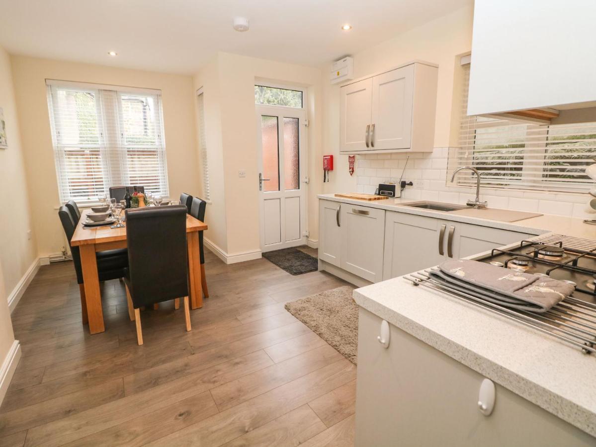 1 Knowleston House Villa Матлок Екстериор снимка