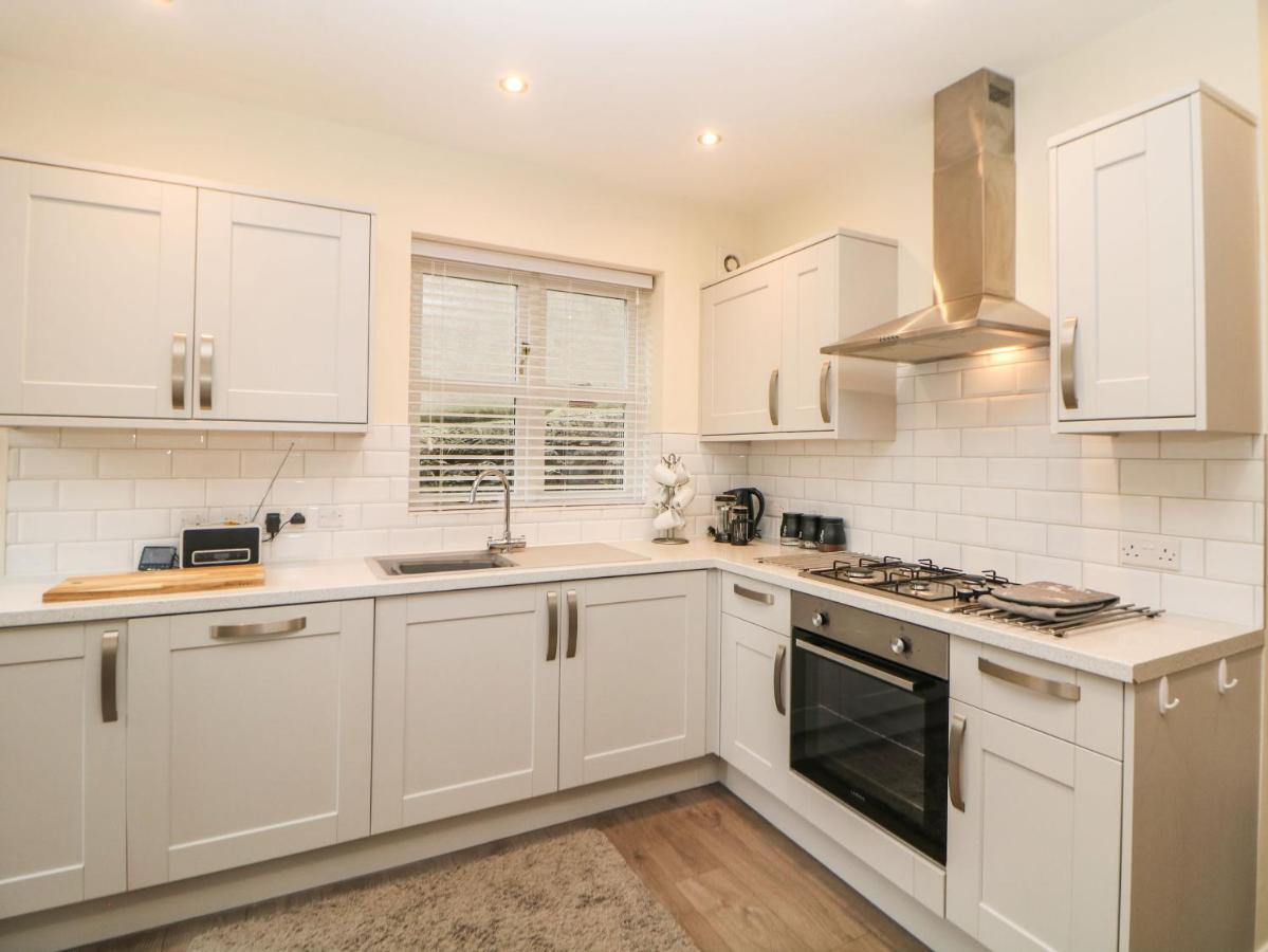 1 Knowleston House Villa Матлок Екстериор снимка