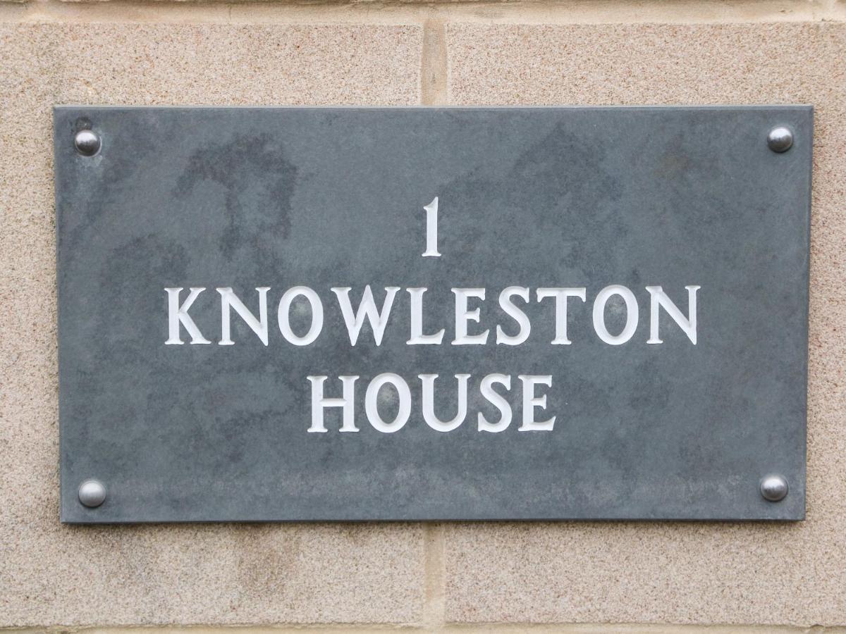 1 Knowleston House Villa Матлок Екстериор снимка