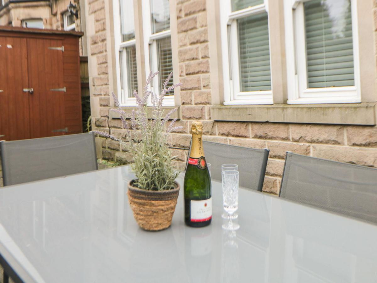 1 Knowleston House Villa Матлок Екстериор снимка